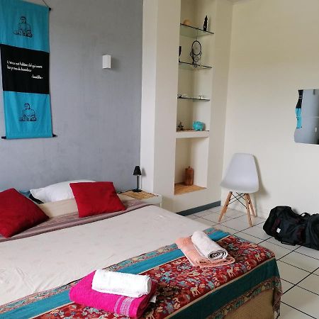 Jolie Chambre Climatisee Avec Balcon Chez L'Habitant Saint Pierre Eksteriør bilde